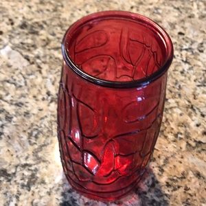 Crate&Barrel red impressed glass vase 💐